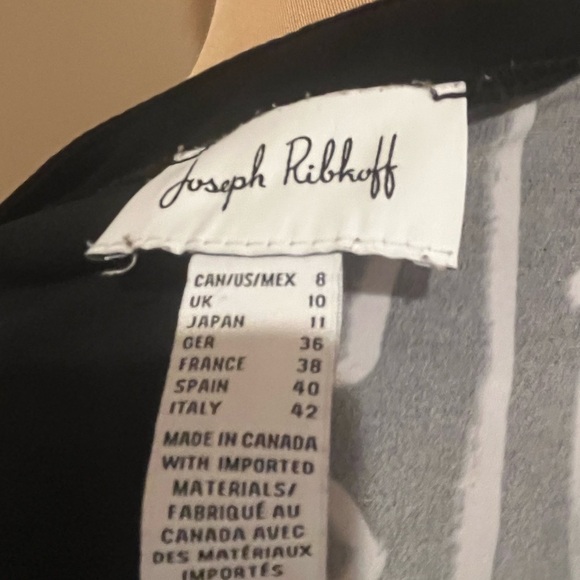 Joseph Ribkoff Color-blocked Printed Top
Style 221116, size 8 - Picture 7 of 8